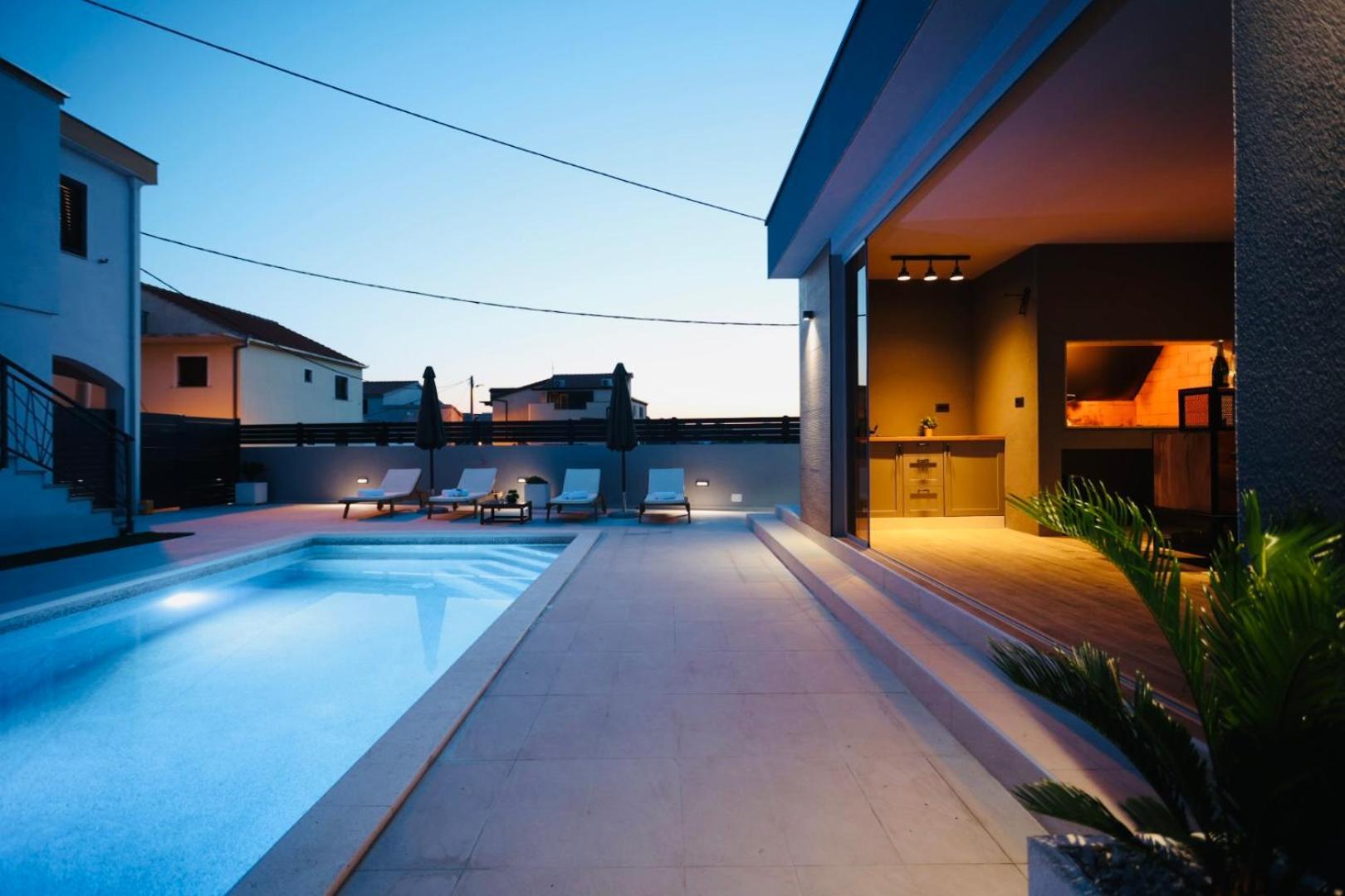 Holiday Home Tia Split Exterior foto
